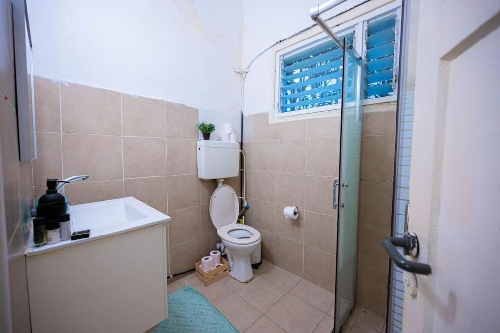 Studio Apartment In Ben Yehuda Cozy And Convinent Tel Aviv Buitenkant foto